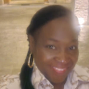 Meet your Posher, Yolanda